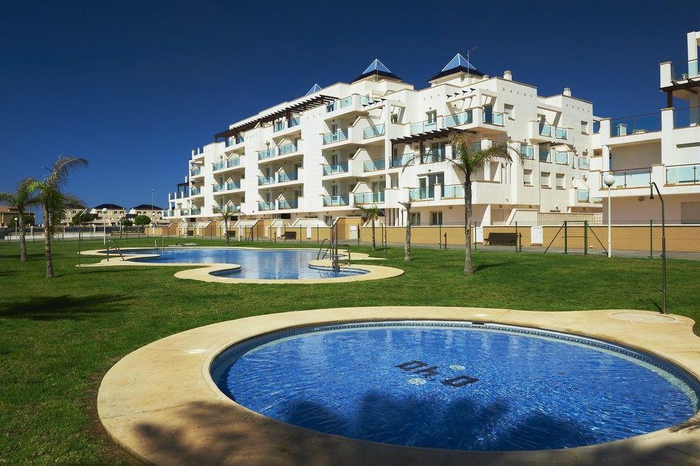 Pierre & Vacances Almeria Рокетас-де-Мар Экстерьер фото