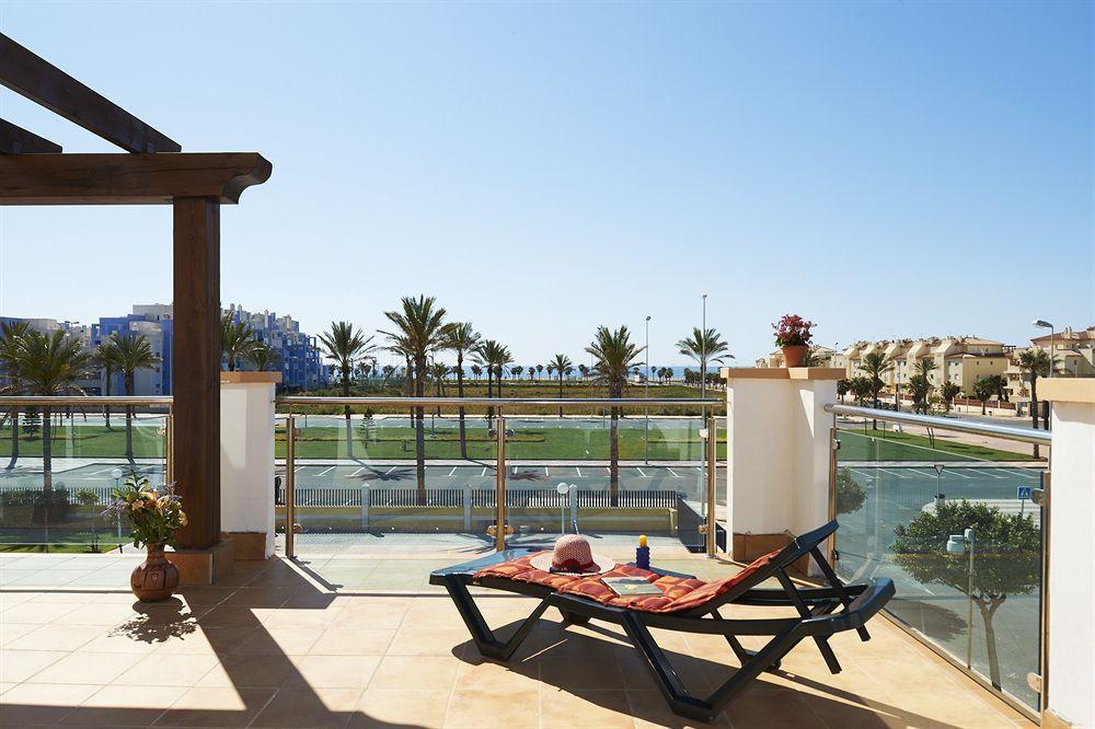 Pierre & Vacances Almeria Рокетас-де-Мар Экстерьер фото